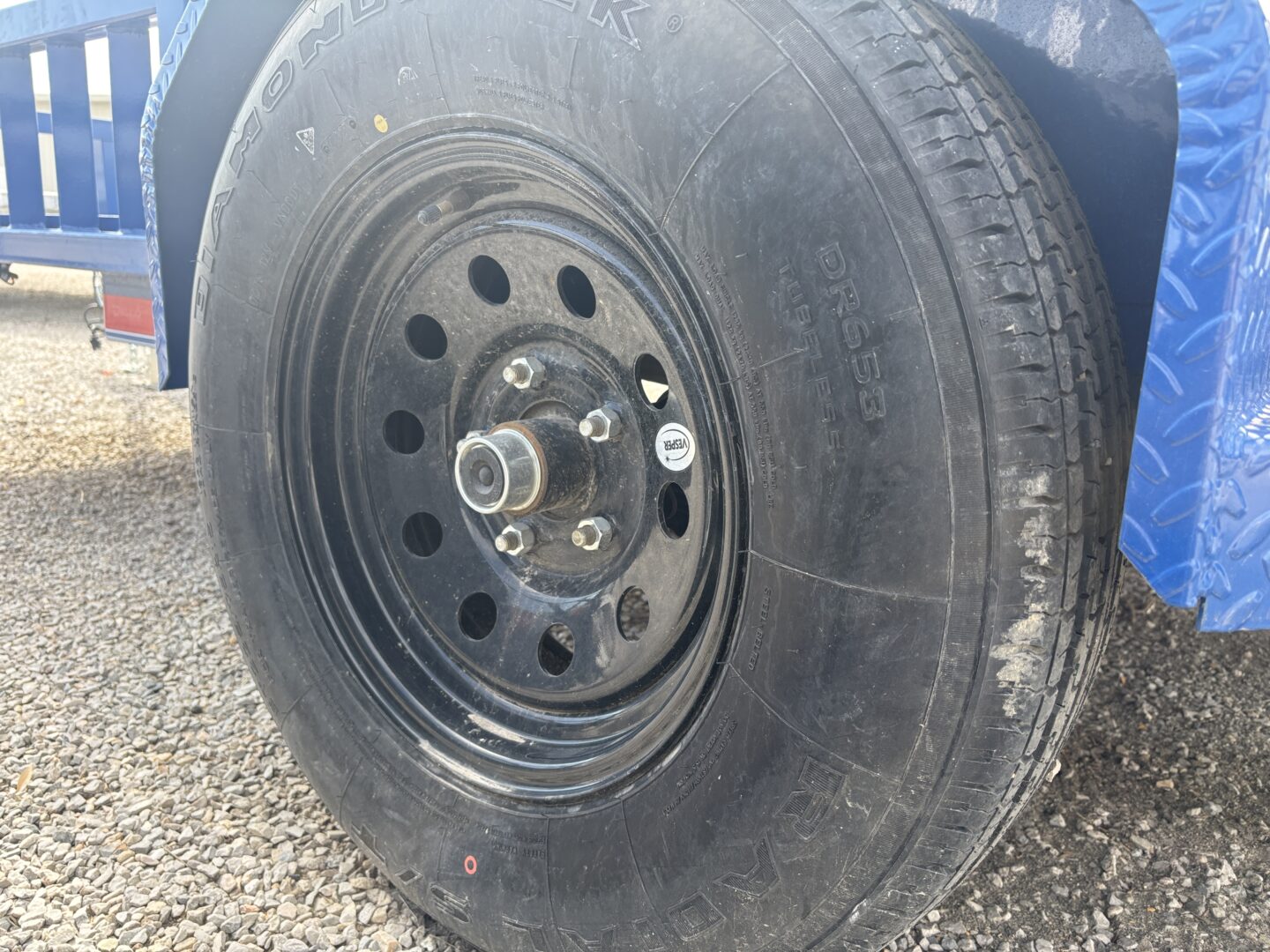 77x12 Single Axle Utility – 3.5K GVW – Side Load – Blue - Image 4