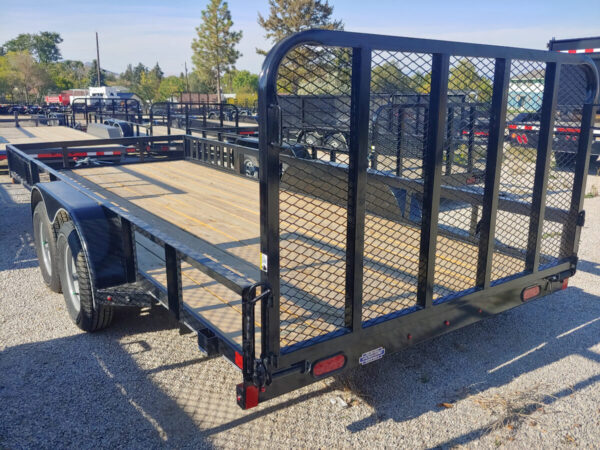 83x18 Tandem Axle Utility – 7K GVW – Side Load – Black