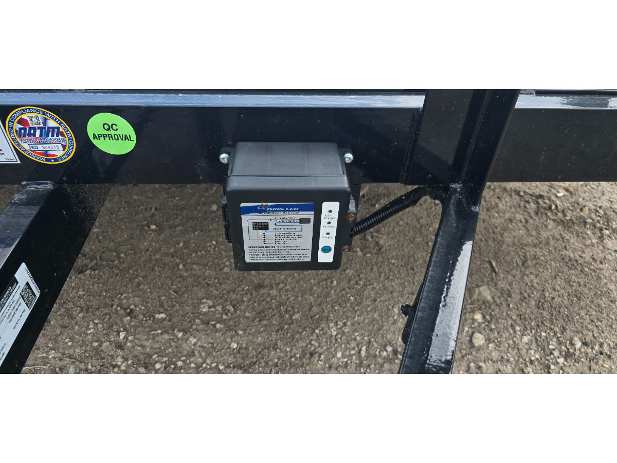 83x16 Tandem Axle Utility – 7K GVW – Black - Image 4