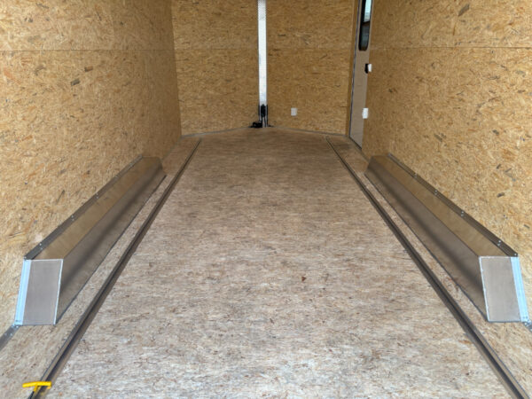 Xpress 8.5x18 Tandem Enclosed – Silver/Charcoal - Image 8