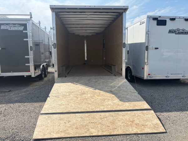 Xpress 8.5x18 Tandem Enclosed – Silver/Charcoal - Image 7