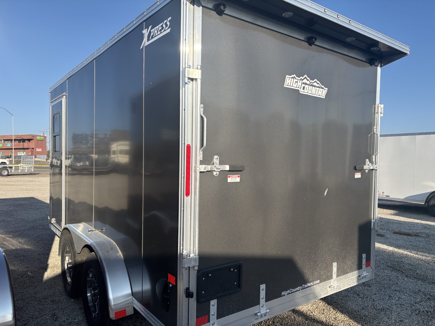 Xpress 7.4x14 Tandem Axle Enclosed – Charcoal - Image 5