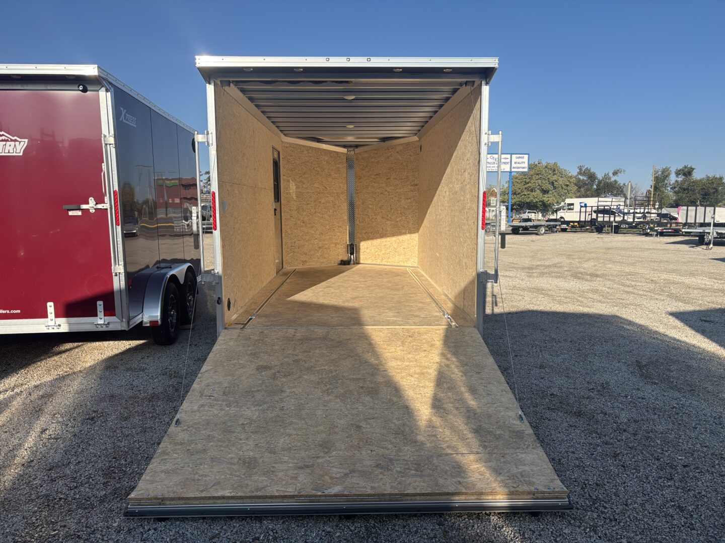 Xpress 7.4x14 Tandem Axle Enclosed – Charcoal - Image 6