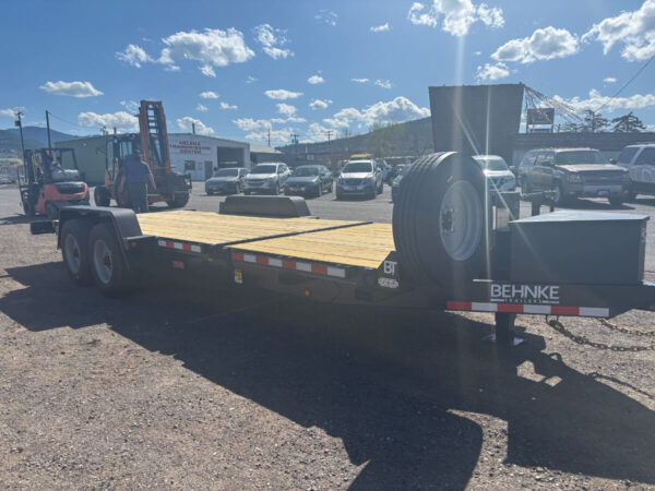 83x22 Tandem Axle Tilt – 20K GVW – Bumper Pull – Black - Image 5