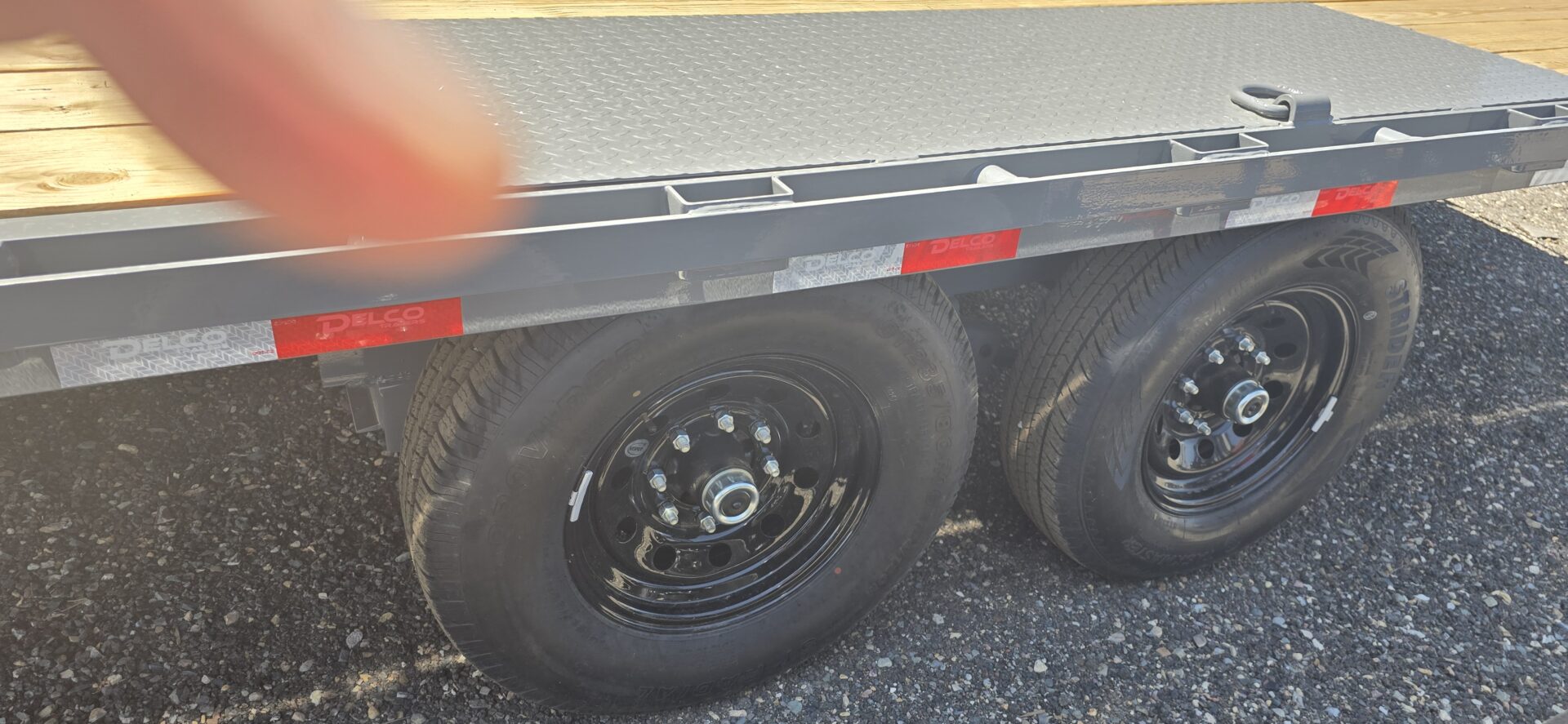 102x24 TADK Deckover – 14K GVW – Gray - Image 5