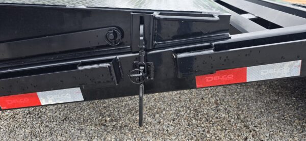 102x25 Gooseneck Flatbed – 14K GVW – Black - Image 10