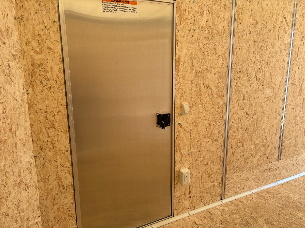 Xpress 7x16 Tandem Ultimate Contractor – White - Image 10