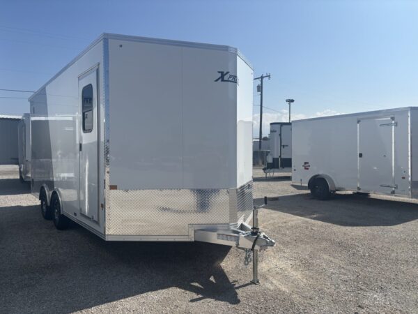 Xpress 8.5x18 UTV Package – Enclosed – White/Silver