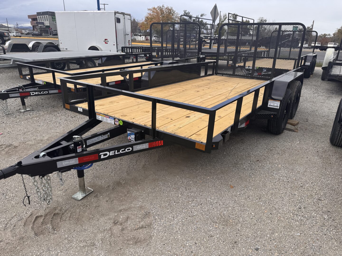 77x14 Tandem Axle Utility – 7K GVW, 4' Gate – Black - Image 3