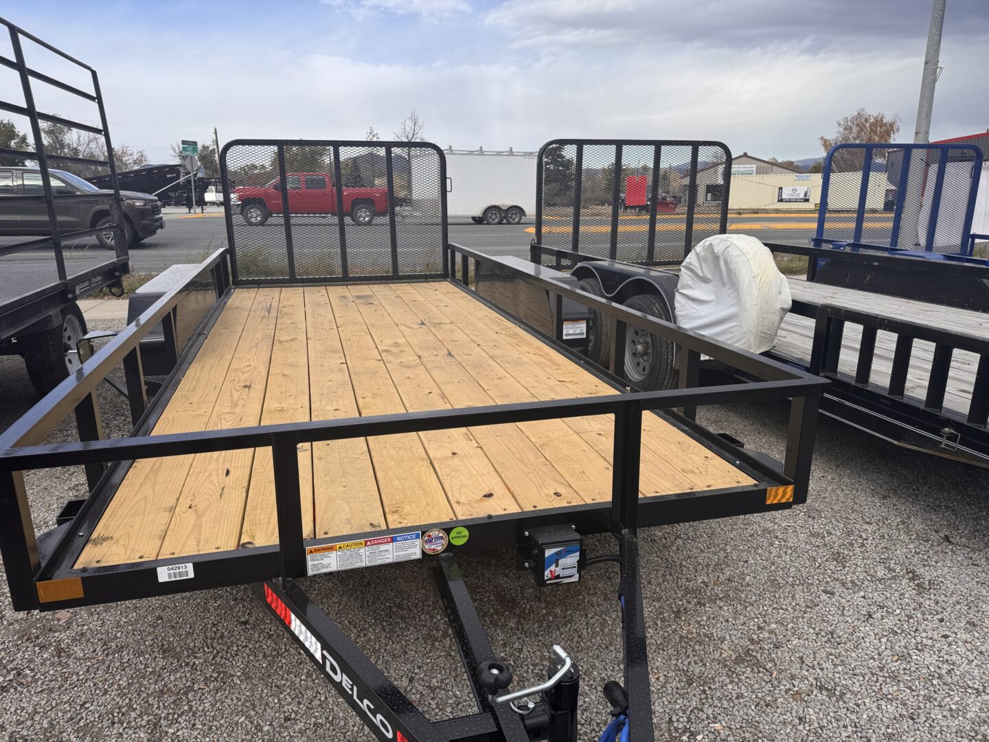 77x16 Tandem Axle Utility – 7K GVW – Black - Image 2