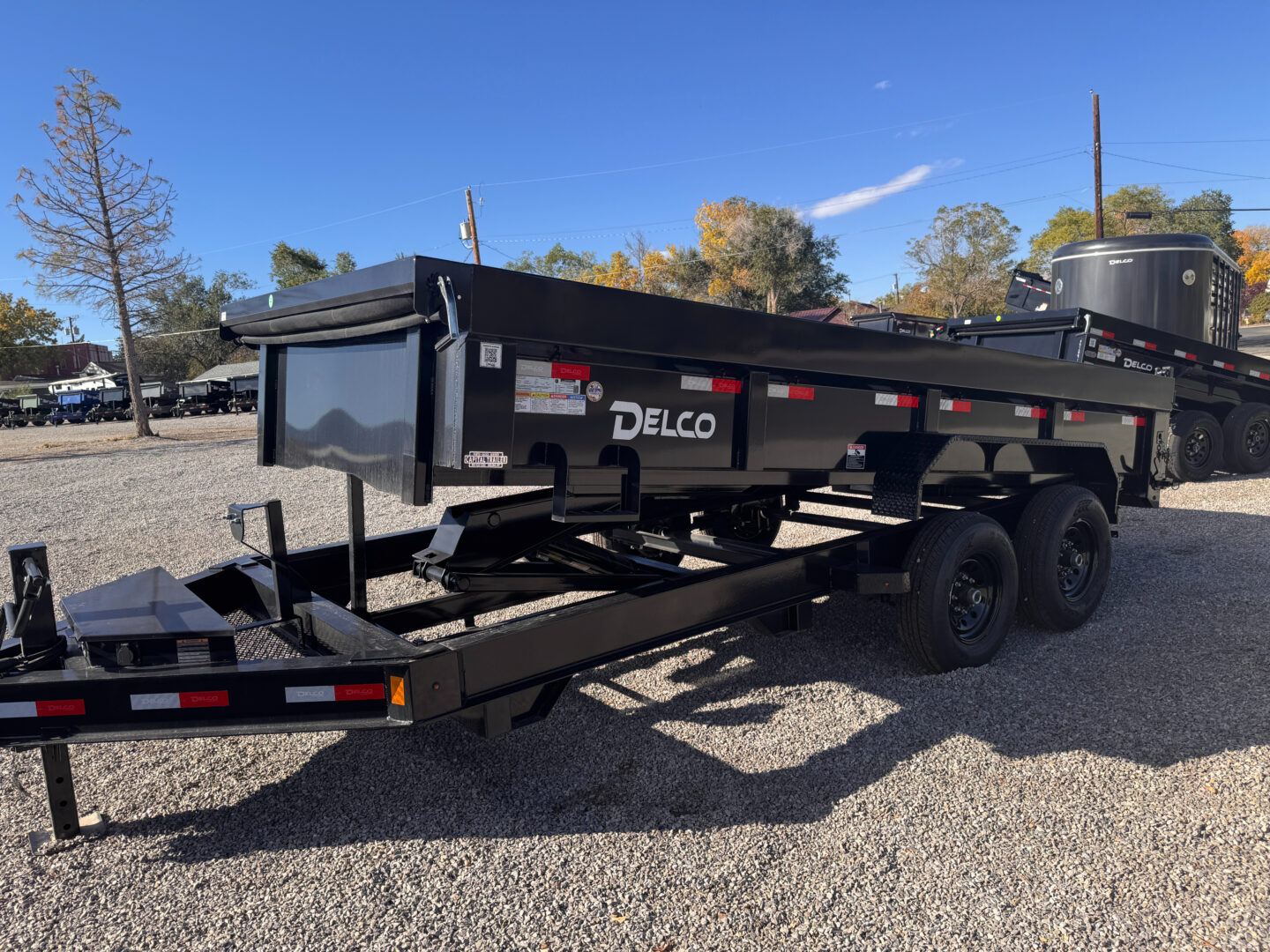 83x16 Tandem Axle Dump – 2' Sides – Black