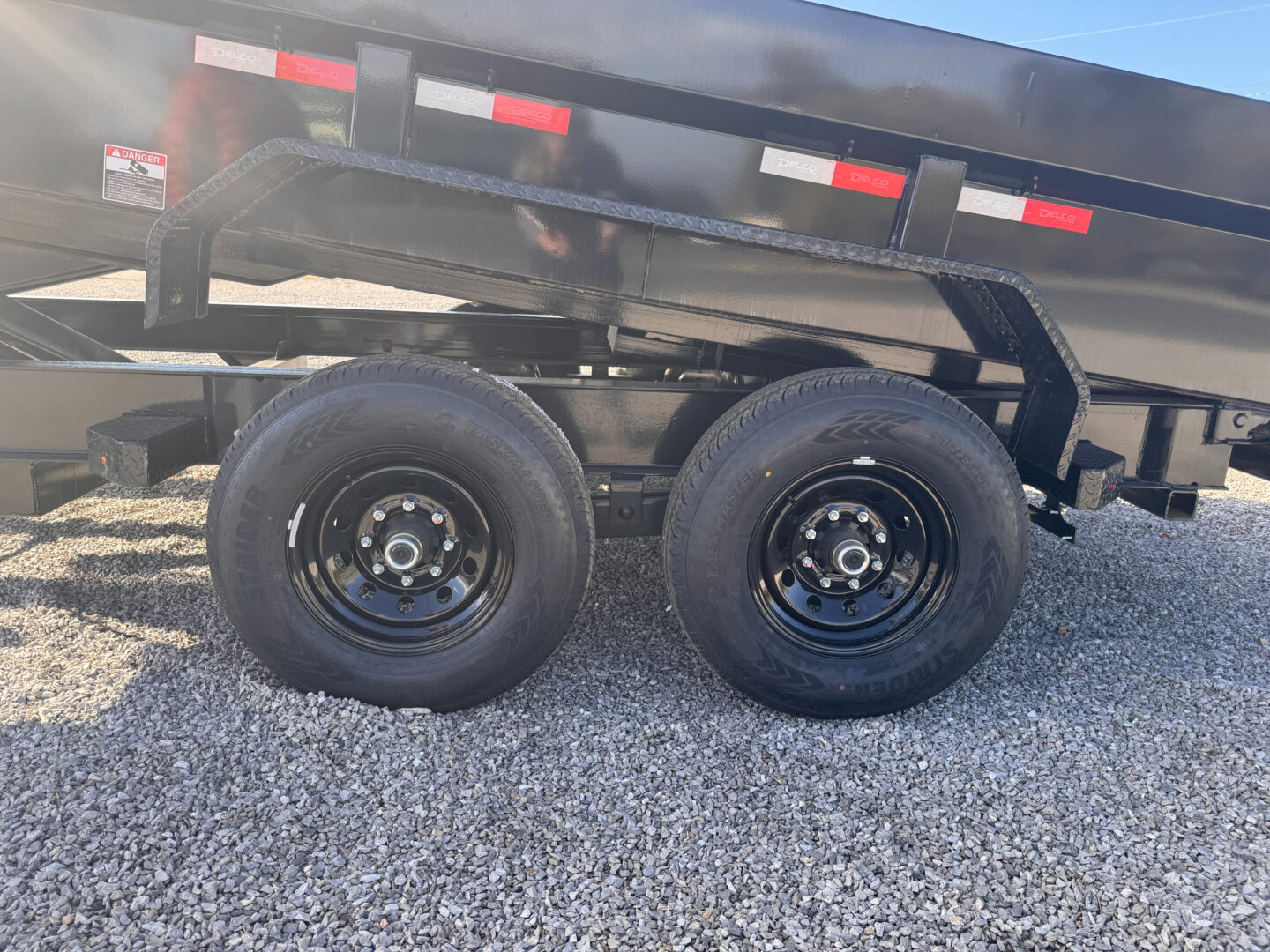 83x16 Tandem Axle Dump – 2' Sides – Black - Image 5