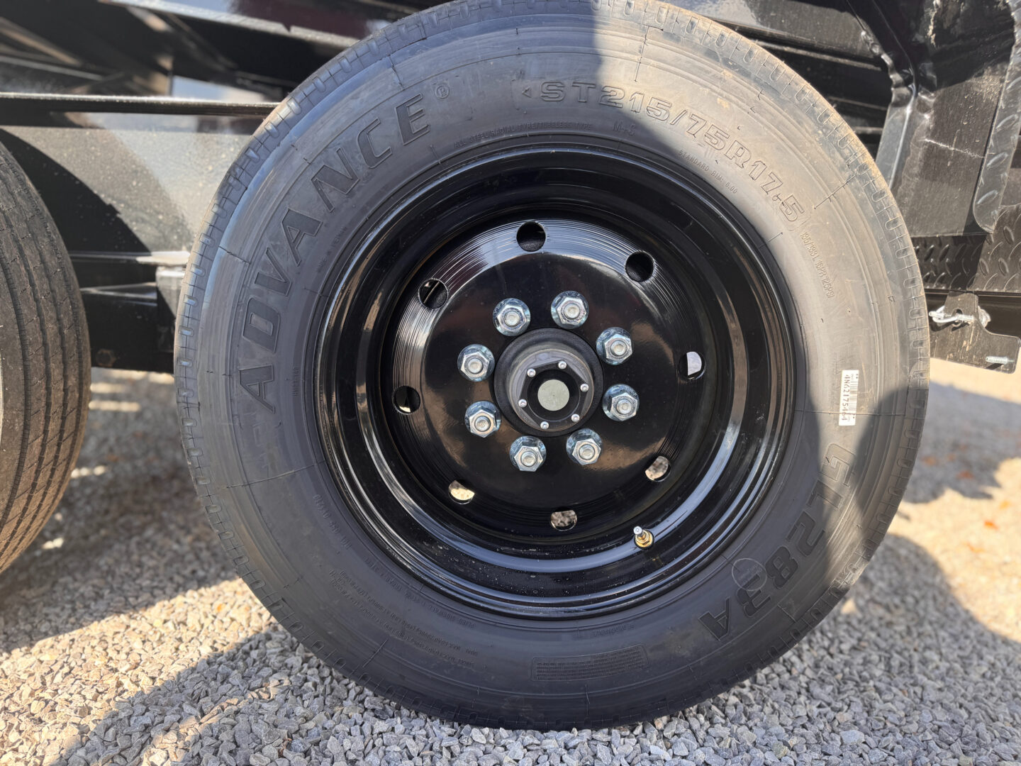 83x14 Tandem Axle Dump – 2' Sides – 16K GVW – Black - Image 4