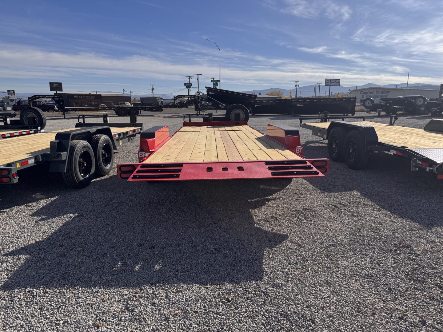 83x22 16K Bumper Pull Tilt – Red - Image 5