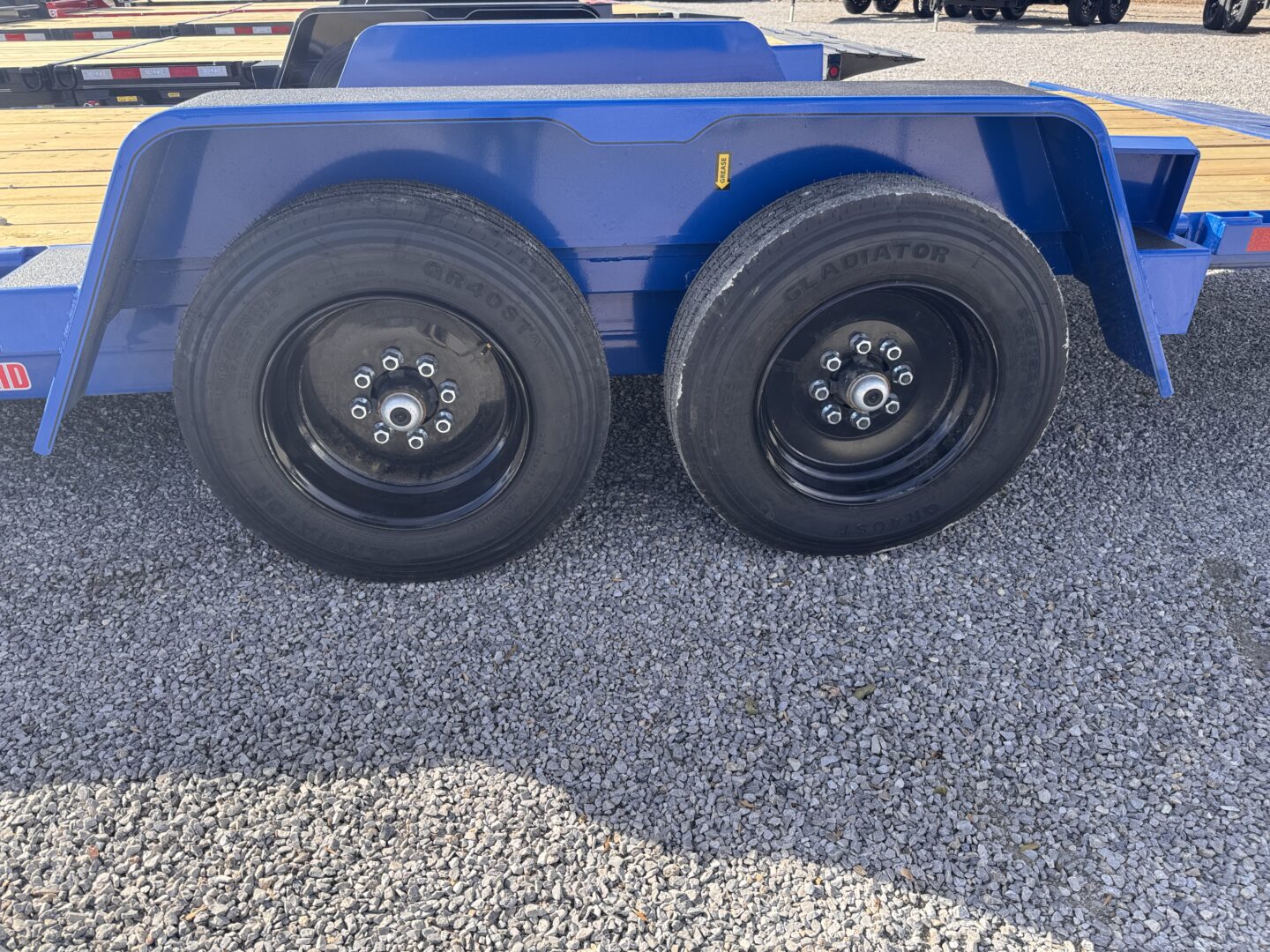 83x22 16K Bumper Pull Tilt – Blue - Image 4