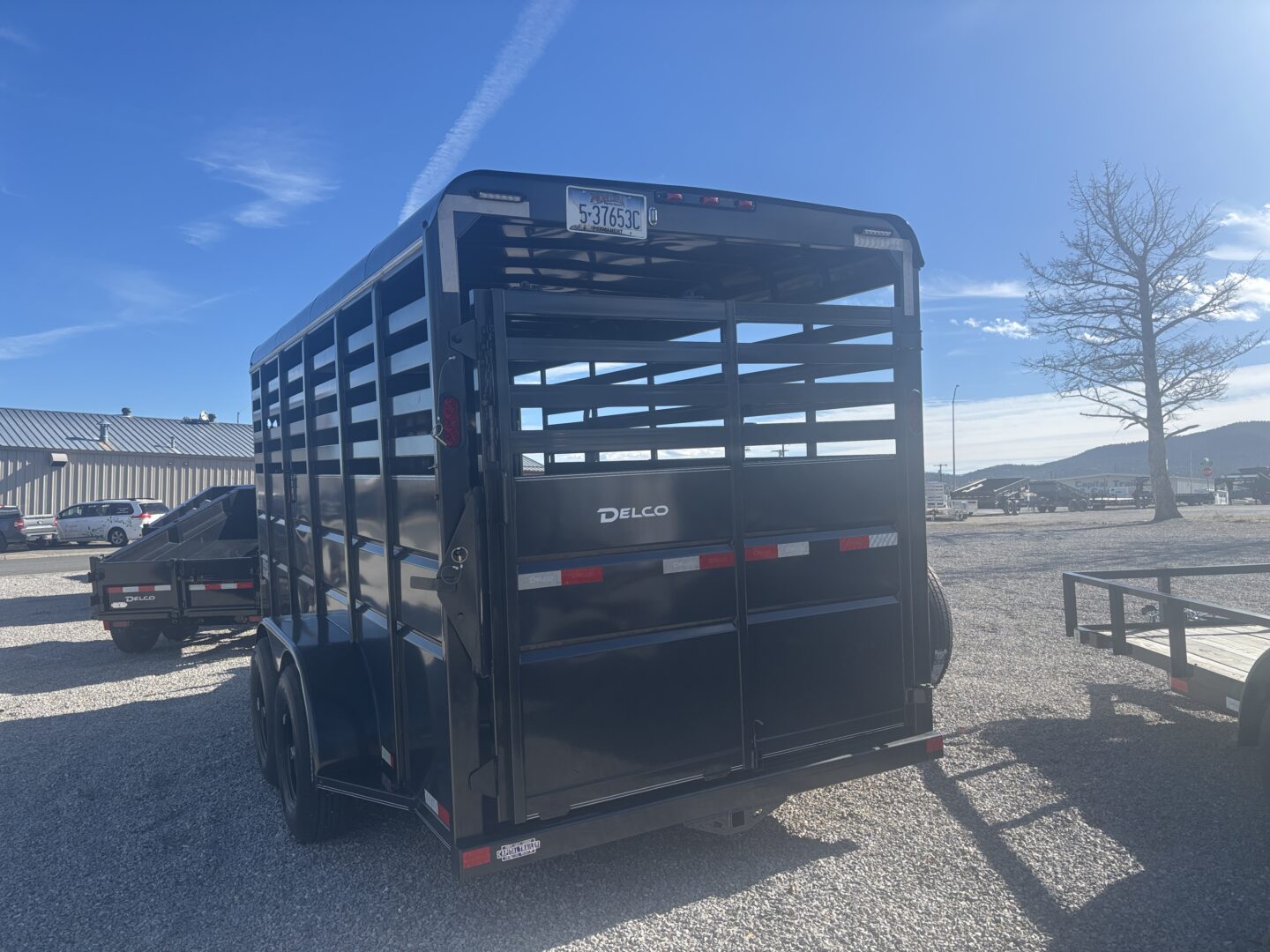2024 Delco 18' Horse/Stock Trailer – Enclosed Stock – Silver - Image 8