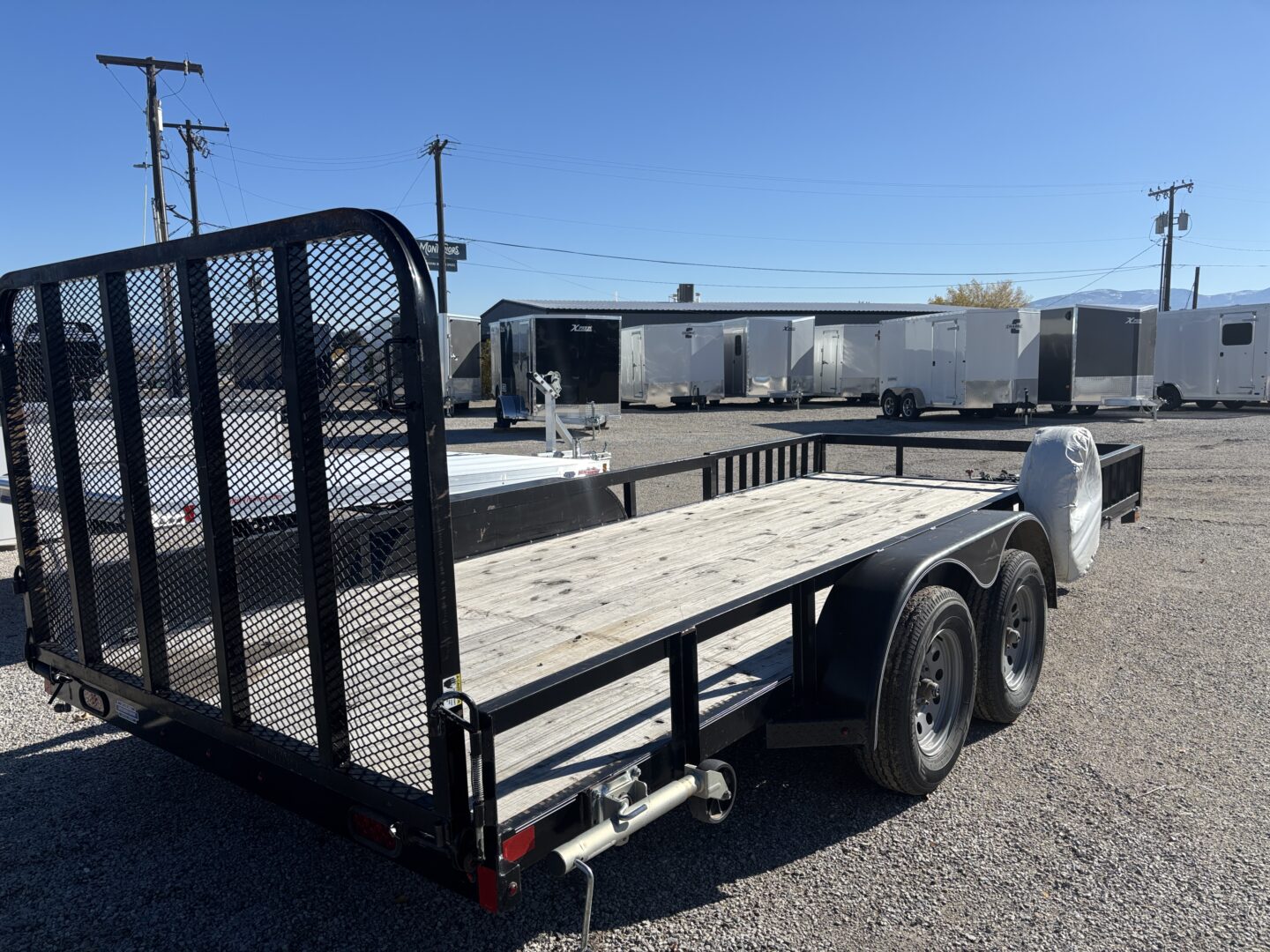 83x18 X-On Utility – Tandem Axle – Black - Image 3